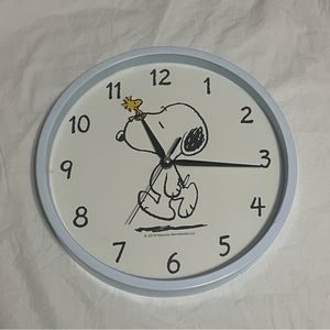 Snoopy Blue Clock